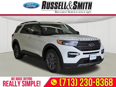 New 2024 Ford Explorer XLT w/ Equipment Group 202A