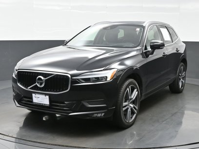Used 2021 Volvo XC60 T5 Momentum w/ Advanced Package
