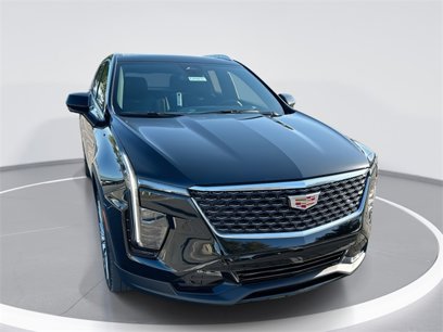 New 2025 Cadillac XT4 Premium Luxury w/ Cold Weather Package