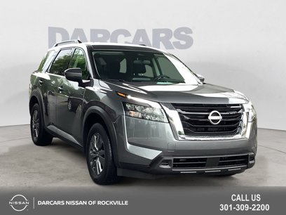 Certified 2025 Nissan Pathfinder SV