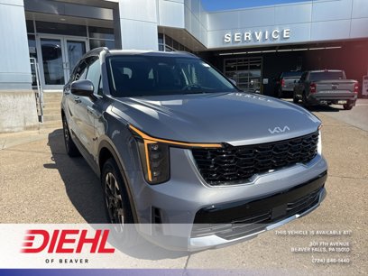New 2025 Kia Sorento S