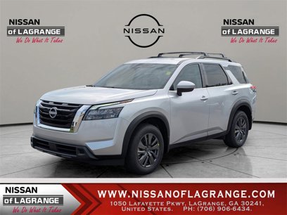 New 2025 Nissan Pathfinder SV