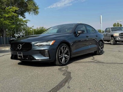 Used 2022 Volvo S60 T8 Inscription