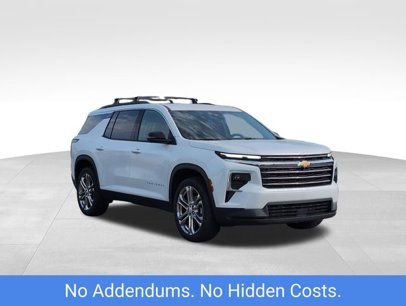 New 2025 Chevrolet Traverse LT w/ Driver Confidence Package
