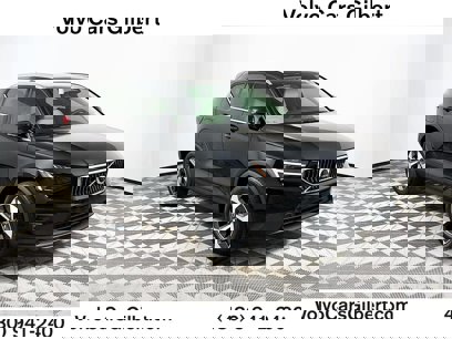 New 2025 Volvo XC40 B5 Plus w/ Protection Package Premier