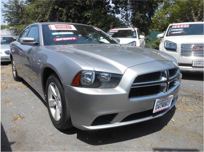 Used 2014 Dodge Charger SE