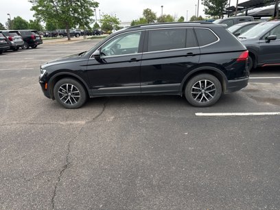 Used 2021 Volkswagen Tiguan SE w/ Panoramic Sunroof Package