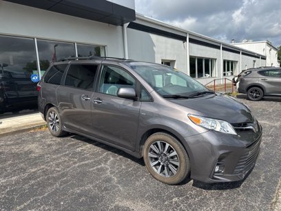 Used 2019 Toyota Sienna XLE