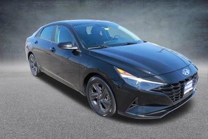Used 2021 Hyundai Elantra SEL w/ Convenience Package