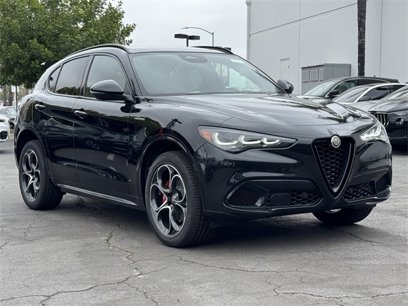 New 2025 Alfa Romeo Stelvio Sprint w/ Veloce Package