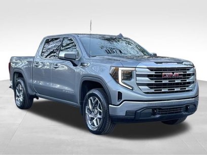 New 2025 GMC Sierra 1500 SLE