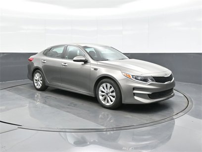 Used 2017 Kia Optima LX w/ Option Group 014