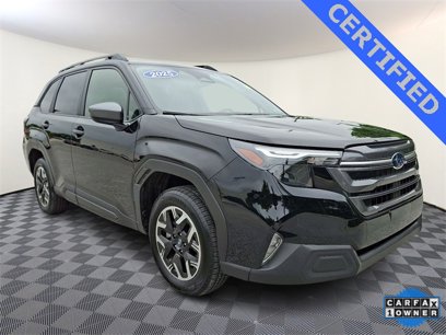 Used 2025 Subaru Forester Premium w/ Convenience Package #1