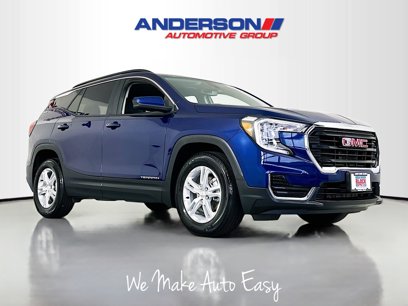 Used 2022 GMC Terrain SLE w/ Driver Convenience Package