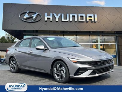 New 2025 Hyundai Elantra SEL