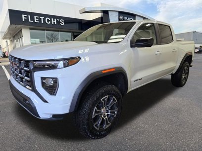New 2025 GMC Canyon AT4