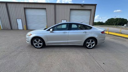 Used 2016 Ford Fusion SE