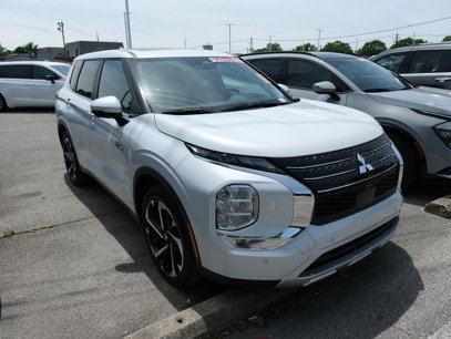 Used 2023 Mitsubishi Outlander SE