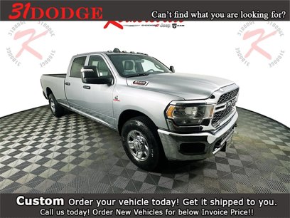 New 2024 RAM 2500 Tradesman w/ Chrome Appearance Group