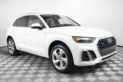 Used 2022 Audi Q5 2.0T Premium Plus w/ Premium Plus Package