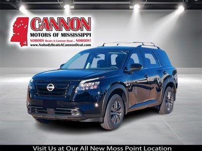 New 2025 Nissan Pathfinder SV