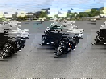 New 2025 Cadillac Lyriq Luxury