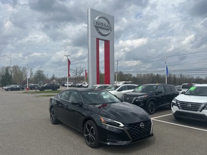 New 2025 Nissan Altima 2.5 SR