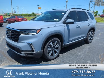 New 2025 Honda Pilot Touring