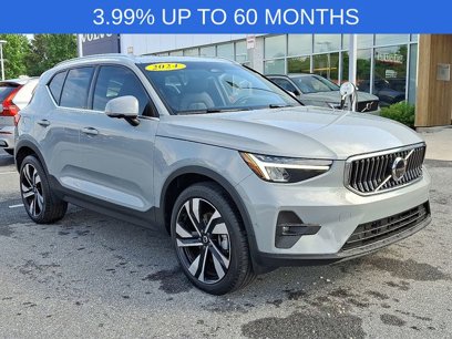 Certified 2024 Volvo XC40 B5 Plus w/ Protection Package Premier