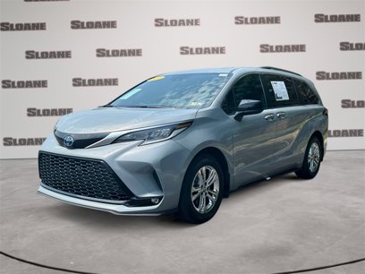 Used 2023 Toyota Sienna XSE