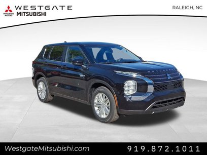 New 2025 Mitsubishi Outlander ES