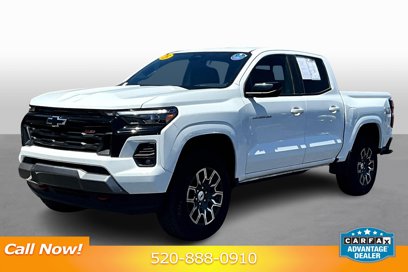 Used 2023 Chevrolet Colorado Z71 w/ Z71 Convenience Package 2