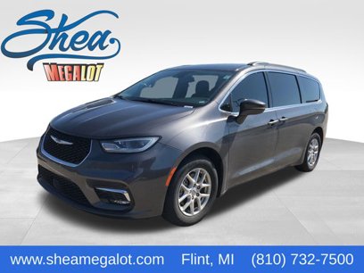 Used 2022 Chrysler Pacifica Touring-L