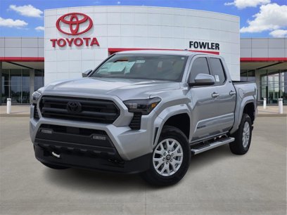 New 2025 Toyota Tacoma SR5