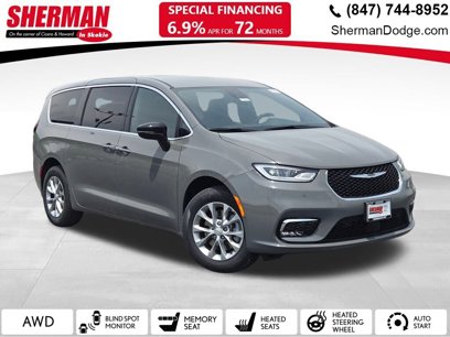 New 2025 Chrysler Pacifica Select
