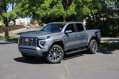 New 2025 GMC Canyon Denali