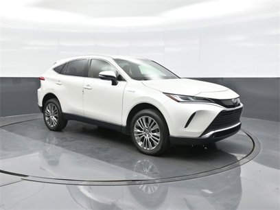 Used 2021 Toyota Venza XLE w/ Softex Package