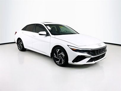New 2025 Hyundai Elantra SEL