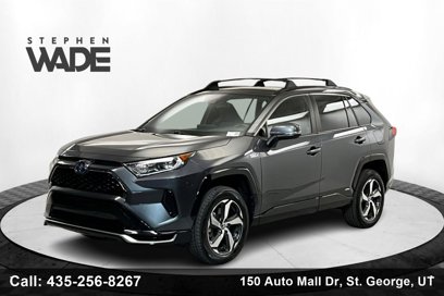 Used 2021 Toyota RAV4 SE w/ Weather & Moonroof Package