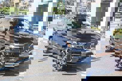 Certified 2023 Volvo XC60 T8 Ultimate w/ Climate Package