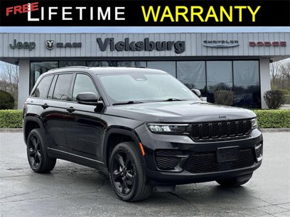 Used 2023 Jeep Grand Cherokee Altitude