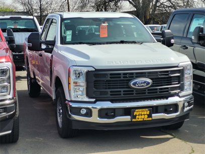 New 2024 Ford F250 XL w/ XL Chrome Package