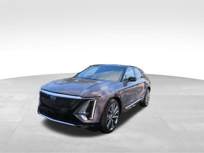 New 2024 Cadillac Lyriq Luxury w/ LPO, Floor Liner Package