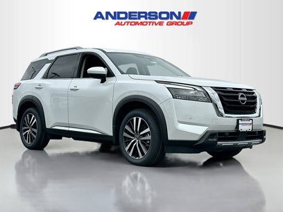 New 2025 Nissan Pathfinder Platinum