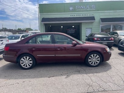 Used 2010 Hyundai Sonata Limited w/ Navigation Pkg 6