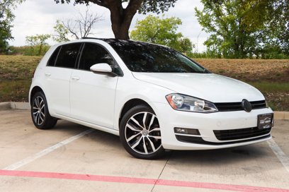 Used 2017 Volkswagen Golf SE