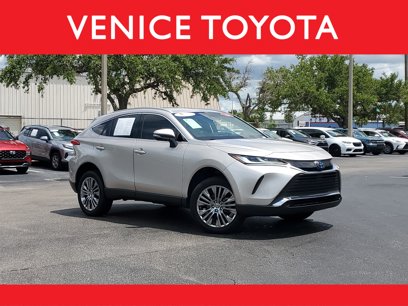 Used 2022 Toyota Venza XLE