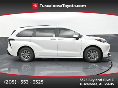New 2025 Toyota Sienna XLE