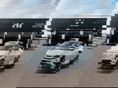 New 2025 Kia K4 EX