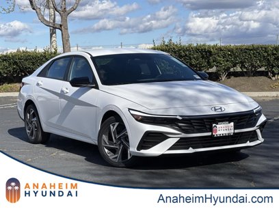 New 2025 Hyundai Elantra Blue